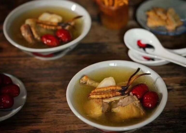 <a href=http://www.jasw8.com/chifa/ target=_blank class=infotextkey>冬蟲夏草的吃法</a>