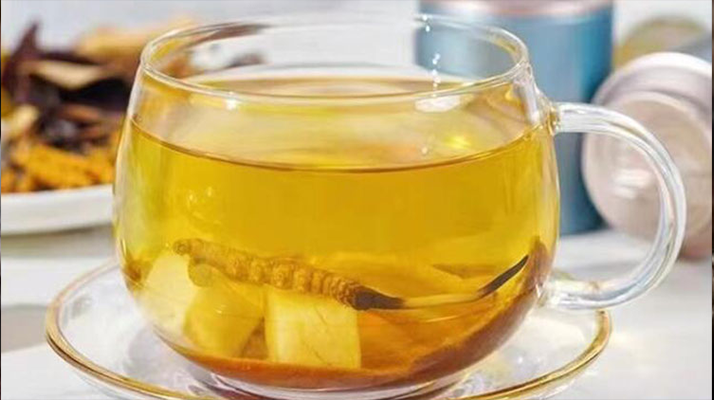 冬蟲夏草煮水用什么