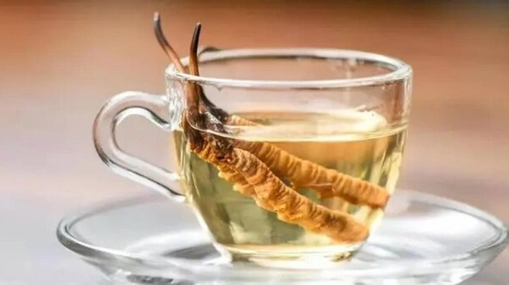 冬蟲(chóng)夏草泡水喝：正確方法與實(shí)用指南