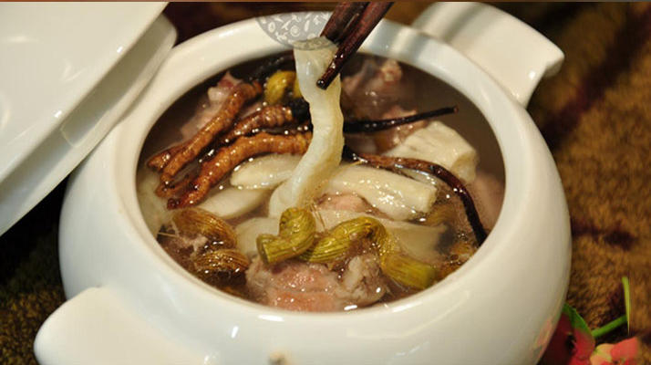 川貝冬蟲夏草雪梨怎么燉？潤(rùn)肺滋補(bǔ)的詳細(xì)做法與竅門
