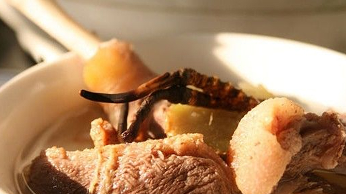 怎么燉冬蟲夏草湯好喝？掌握 3 個(gè)關(guān)鍵，湯鮮營養(yǎng)不浪費(fèi)